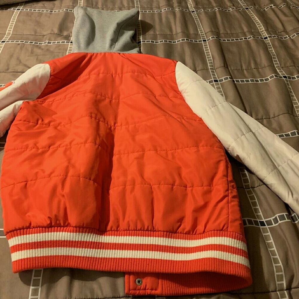 Jacket - Picture 2 of 3